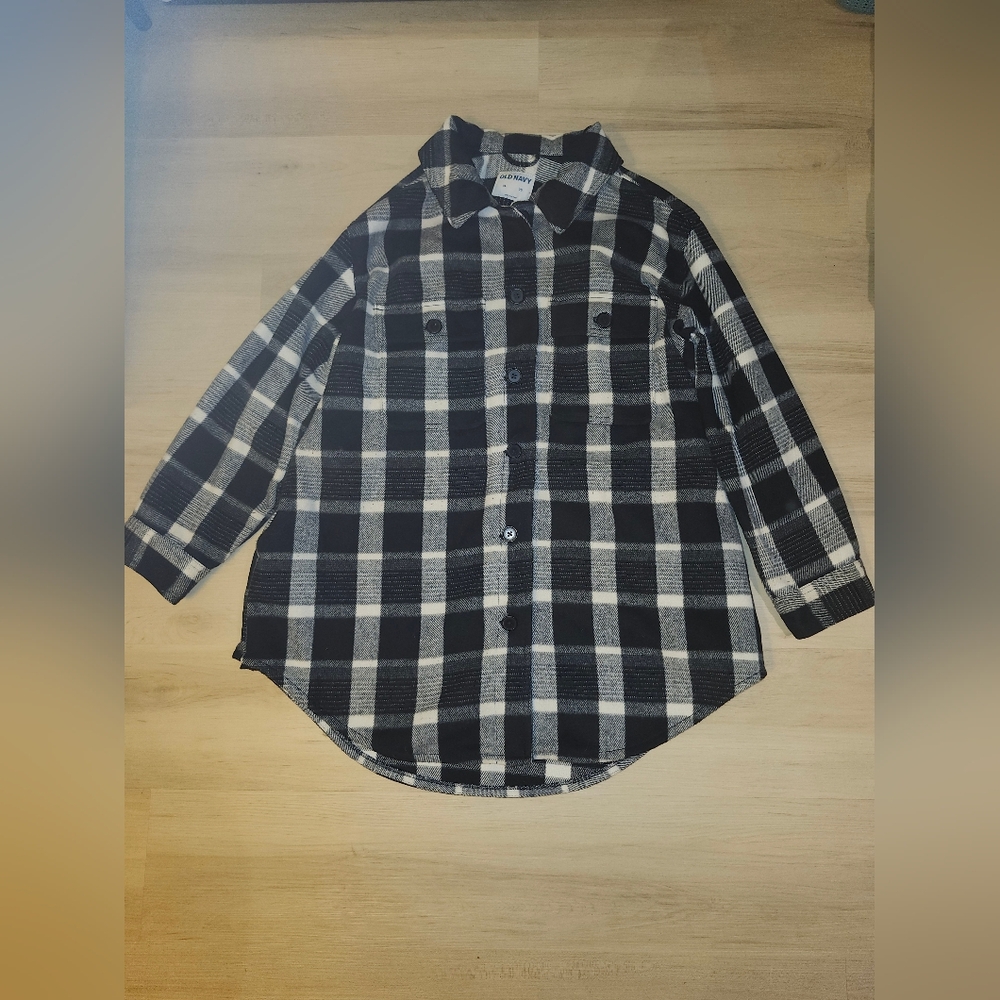 Old Navy Black and White Plaid Utility Shacket